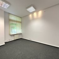 6 pomieszczeń biurowych 86 m2 klima parking
