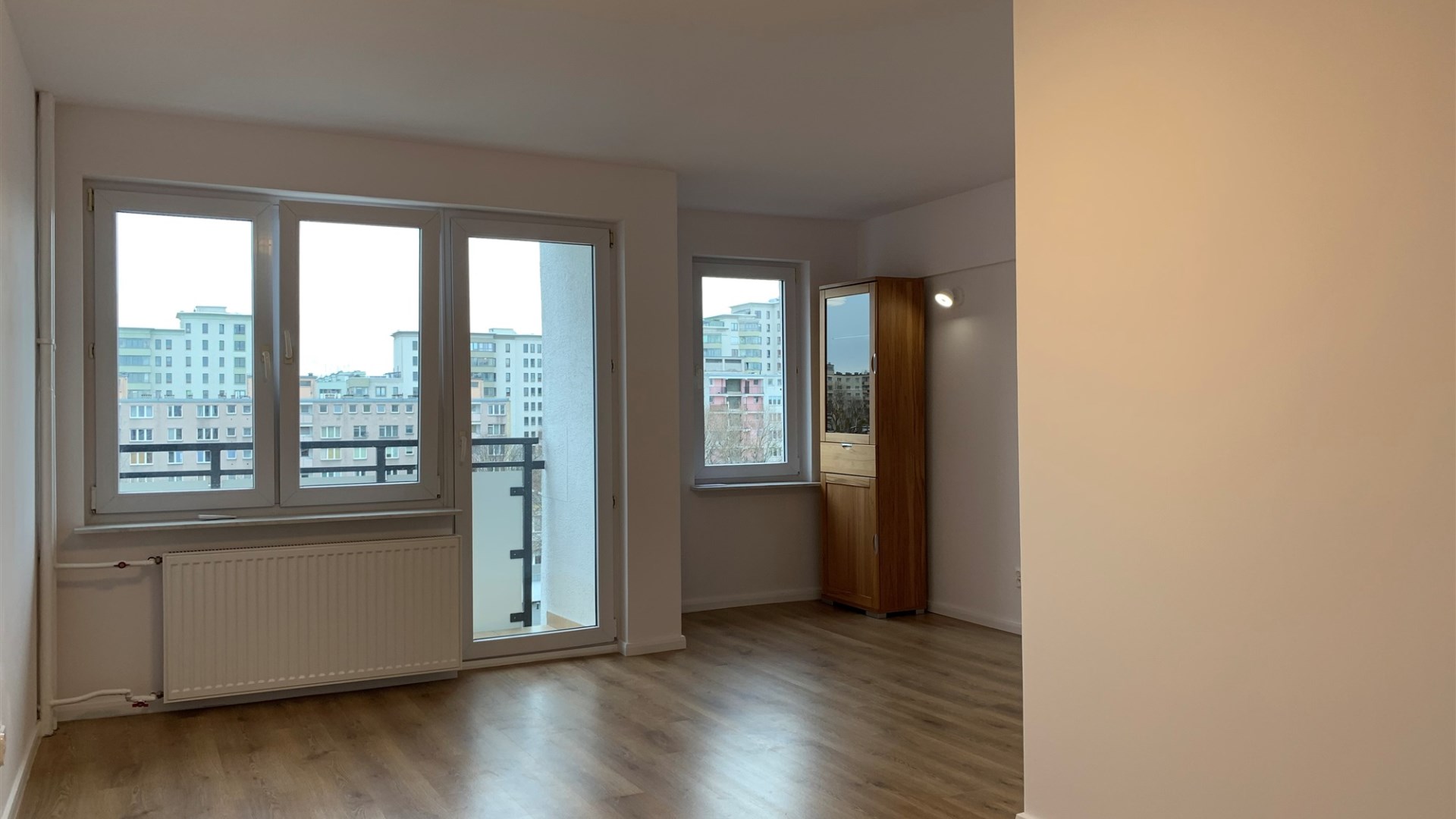 2pok. 49m2 3800PLN + czynsz900 +energia widok park