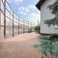 Biurowiec 588m2 parking 30 miejsc światłowód klima