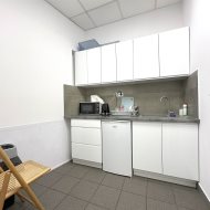 4 pokoje biurowe 65 m2 klima parking