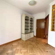 5 pom. biurowych 110,40 m2 z miejscem w garażu 
