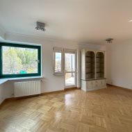 5 pom. biurowych 110,40 m2 z miejscem w garażu 