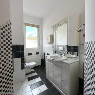 5 pom. biurowych 110,40 m2 z miejscem w garażu 