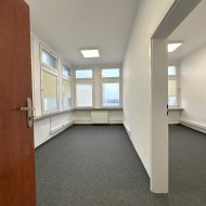 pomieszczenie biurowe 27,31 m2 klima parking