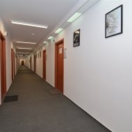 pomieszczenie biurowe 27,31 m2 klima parking