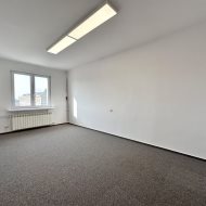 pomieszczenie biurowe 20 m2 parking