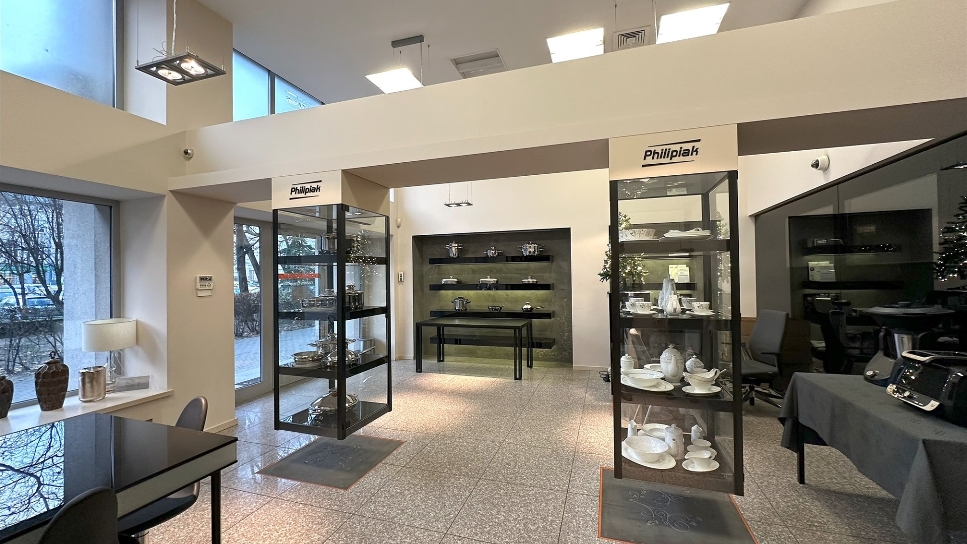 Piotrkowska - 291,64 m2 lokal usługowy z magazynem