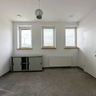 4 pomieszczenia biurowe 72 m2 parking klimatyzacja