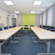 2 pomieszczenia biurowe 35 m2 parking klimatyzacja