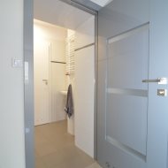 pomieszczenia biurowe z 35 m2 klima parking