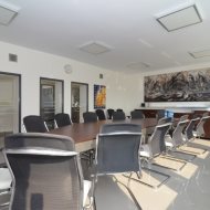 pomieszczenia biurowe z 35 m2 klima parking