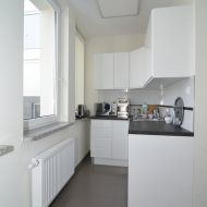 2 pomieszczenia biurowe 35 m2 klima parking