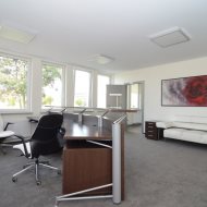 2 pomieszczenia biurowe 35 m2 klima parking