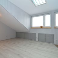 590m2 biurowiec 30 m. postojowych światłowód klima