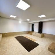 2 pom. biurowe 34 m2 duży parking klima