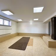 2 pom. biurowe 34 m2 duży parking klima