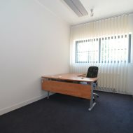 Magazyn 193,75 m2 parter + biuro 204,71 m2 piętro