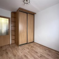 2 pokoje 38 m2 piwnica dedykowane m. postojowe