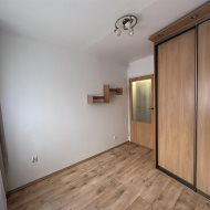 2 pokoje 38 m2 piwnica dedykowane m. postojowe