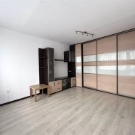 2 pokoje 38 m2 piwnica dedykowane m. postojowe