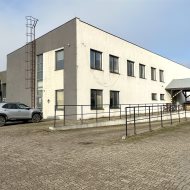 obiekt magazynowy 2686m2 działka 8222m2