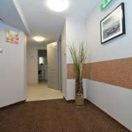 580m2 biurowiec 30 m. postojowych światłowód klima