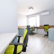 580m2 biurowiec 30 m. postojowych światłowód klima