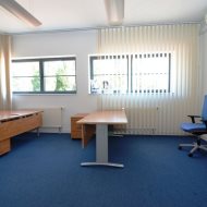 Magazyn 193,75 m2 parter + biuro 204,71 m2 piętro