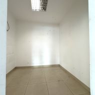 172 m2 pow. usługowa parter witryna parking