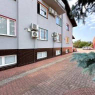 44 m2 2 pomieszczenia biurowe duży parking klima