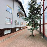 44 m2 2 pomieszczenia biurowe duży parking klima