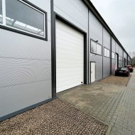 do wynajecia magazyn 250 m2 