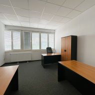 pomieszczenie biurowe 12,41 m2 klima parking