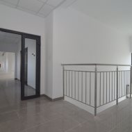 pomieszczenie biurowe 16 m2 parking