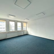 pomieszczenie biurowe 23,29 m2 klima parking