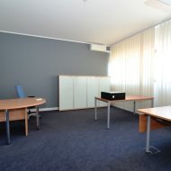 Magazyn 193,75 m2 parter + biuro 204,71 m2 piętro