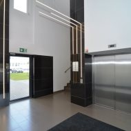 pomieszczenie biurowe 23,29 m2 klima parking