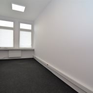 dwa pomieszczenia biurowe 25,98 m2 klima parking