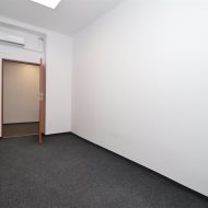 do wynajęcia pom. biurowe 12,98 m2 klima parking