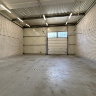  biuro 263,51 m2 piętro + magazyn 138,20 m2 parter