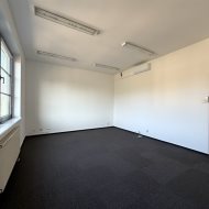  biuro 263,51 m2 piętro + magazyn 138,20 m2 parter