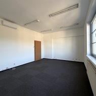  biuro 263,51 m2 piętro + magazyn 138,20 m2 parter