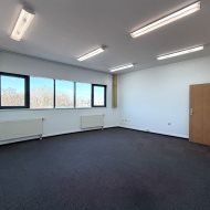  biuro 263,51 m2 piętro + magazyn 138,20 m2 parter