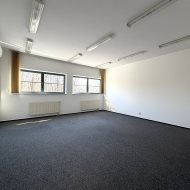  biuro 263,51 m2 piętro + magazyn 138,20 m2 parter