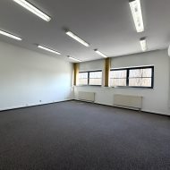  biuro 263,51 m2 piętro + magazyn 138,20 m2 parter