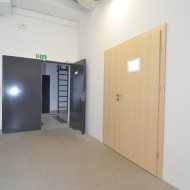 318 m2 pom. biurowo-magazynowe klima parking