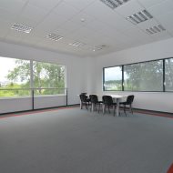 318 m2 pom. biurowo-magazynowe klima parking