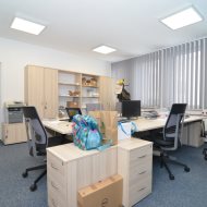 pomieszczenie biurowe 23,29 m2 klima parking