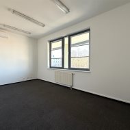  biuro 263,51 m2 piętro + magazyn 138,20 m2 parter