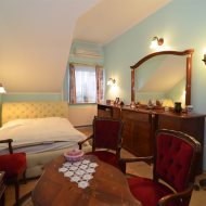 Segment skrajny 126m2 działka 235m2 garaż klima